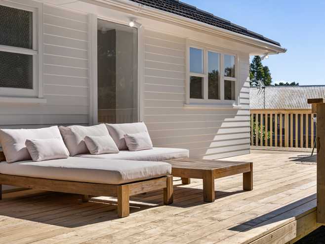 15 Rosecamp Road, Beach Haven