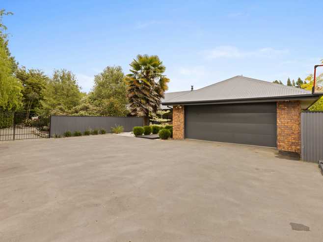 19 Faith Place, West Melton