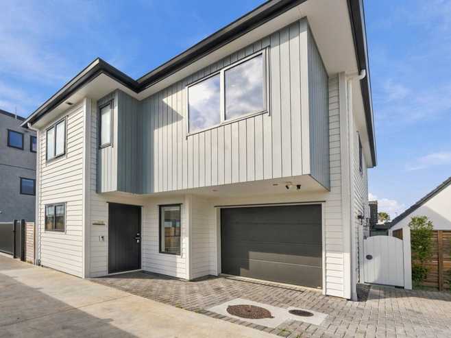 42B Takutai Avenue, Half Moon Bay