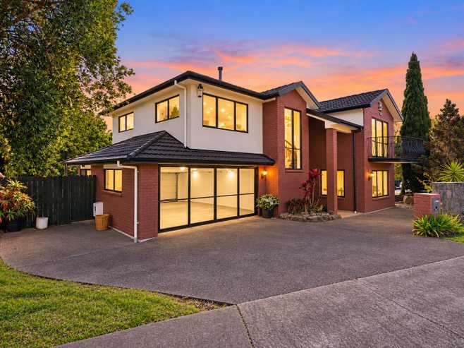 62 Crossandra Drive, Mangere