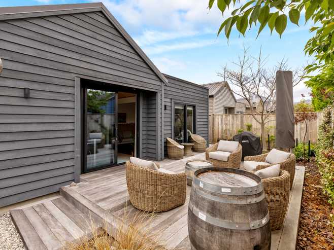 11 Glen Dene Crescent, Wanaka
