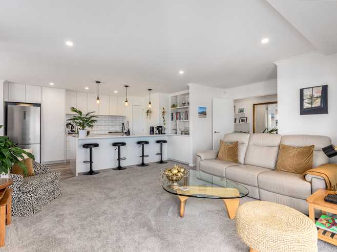 1 Lucern Lane, Petone