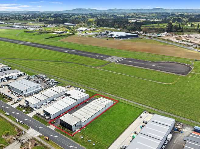 Modern Warehouse Office Space Facility for Lease
