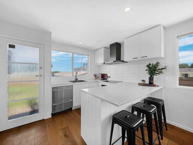 4 Purata Place, Mangere Bridge
