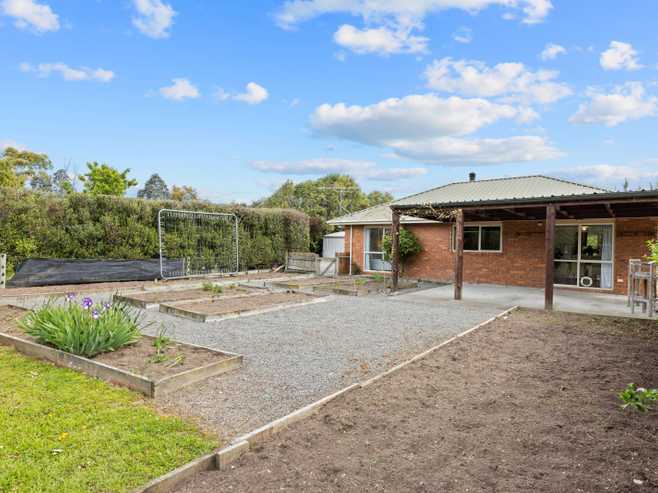 169 Telegraph Road, Burnham