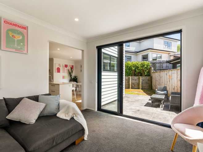 4 Hattersley Grove, Churton Park