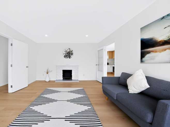 16 Antrim Crescent, Otara