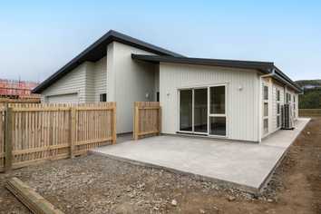 41 Crompton Avenue, Churton Park