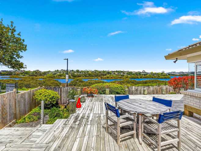 49 Settlers Grove, Orewa