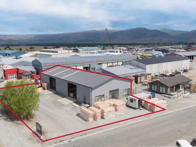 Industrial investment with upside