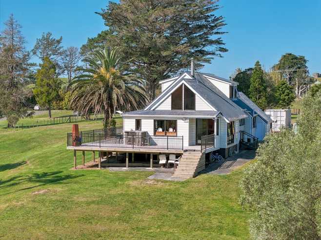 5373 State Highway 1, Ngataki