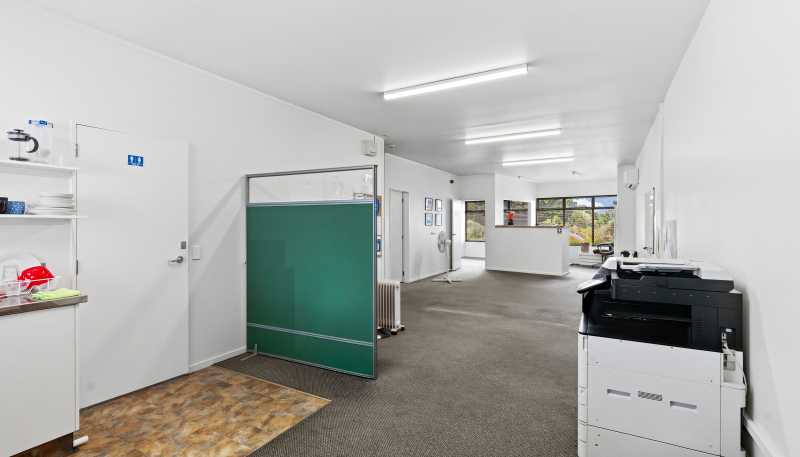 19B Milne Drive, Paraparaumu