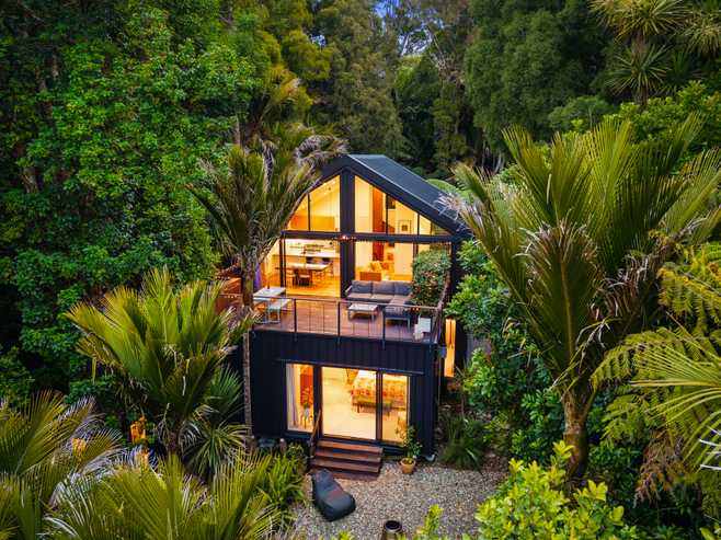 54 Otitori Bay Road, Titirangi