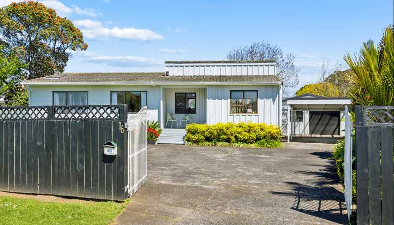 16 Ashcroft Avenue, Mangere Bridge