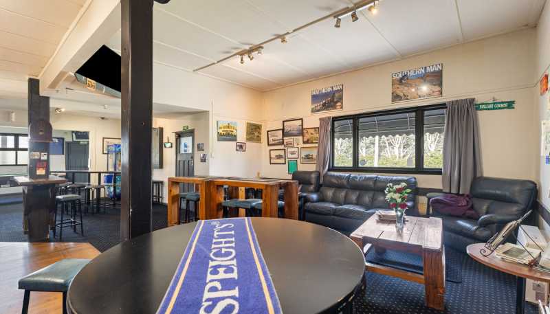 1469 Kimbolton Road, Cheltenham