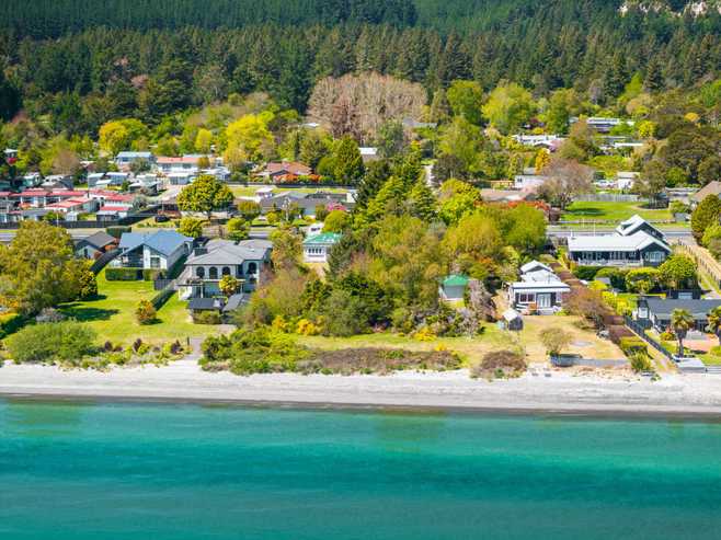 158 State Highway 1, Waitahanui