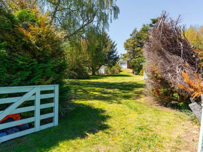 158 State Highway 1, Waitahanui