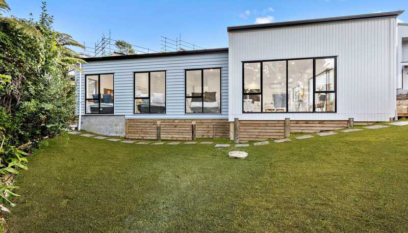 6 Gamble Way, Massey