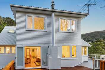 114 Donald Street, Karori