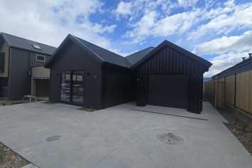 12 Goldfinch Drive, Jacks Point