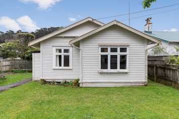 12 Hildreth Street, Karori