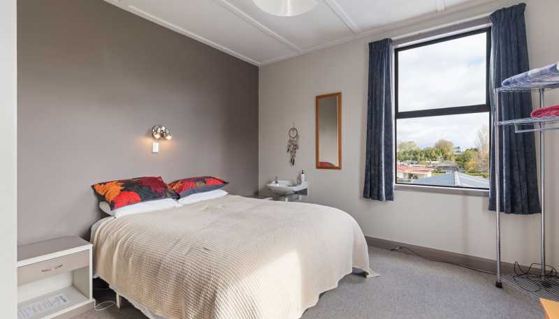 1469 Kimbolton Road, Cheltenham