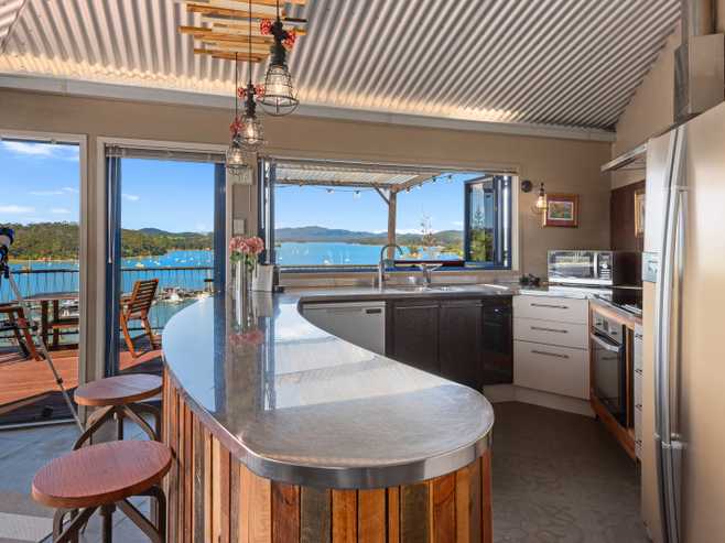 2/22 Sir George Back Street, Opua