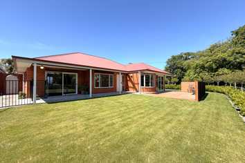 2 Roblyn Place, Lincoln