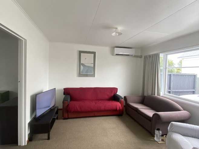 2/604 Charles Street, Raureka