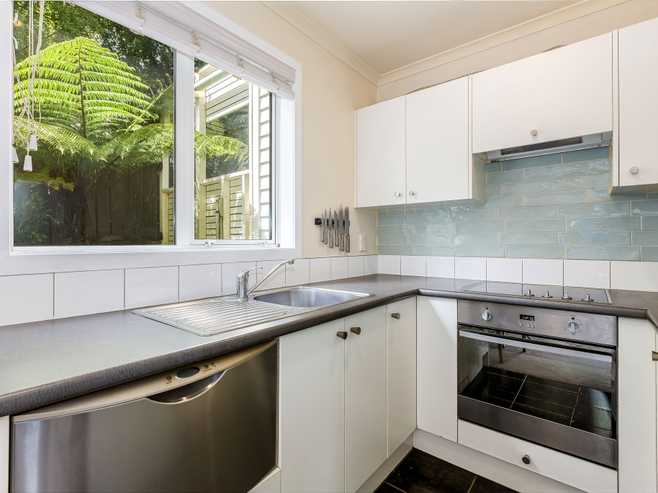 25D Omar Street, Khandallah