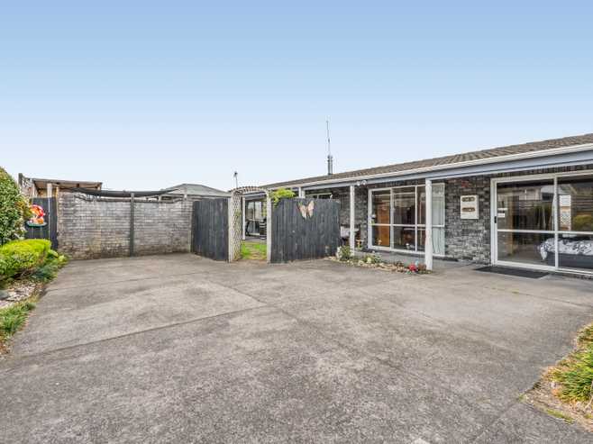 5a Edmund Road, Mangakakahi