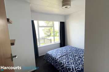 204 Saint Patricks Row, Thames