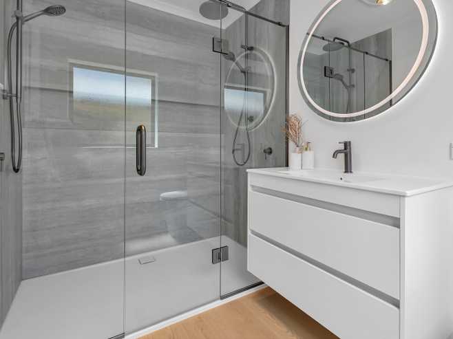 4 Conifer Grove, Kamo