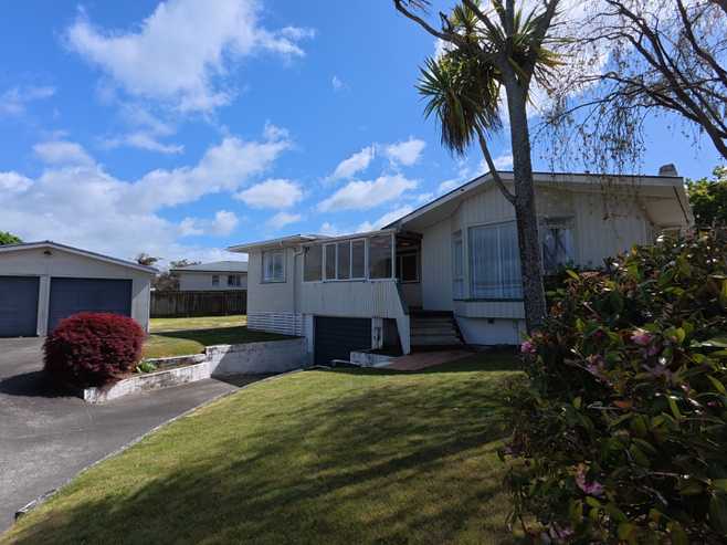 86 Gillies Avenue, Hilltop