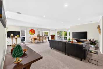 15 Bonny Crescent, Westgate