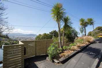 112 Cliffs Road, Saint Clair