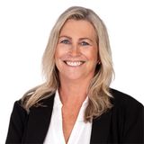 Sally Wolfe