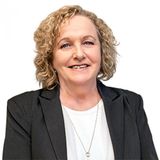 Bev Saunders