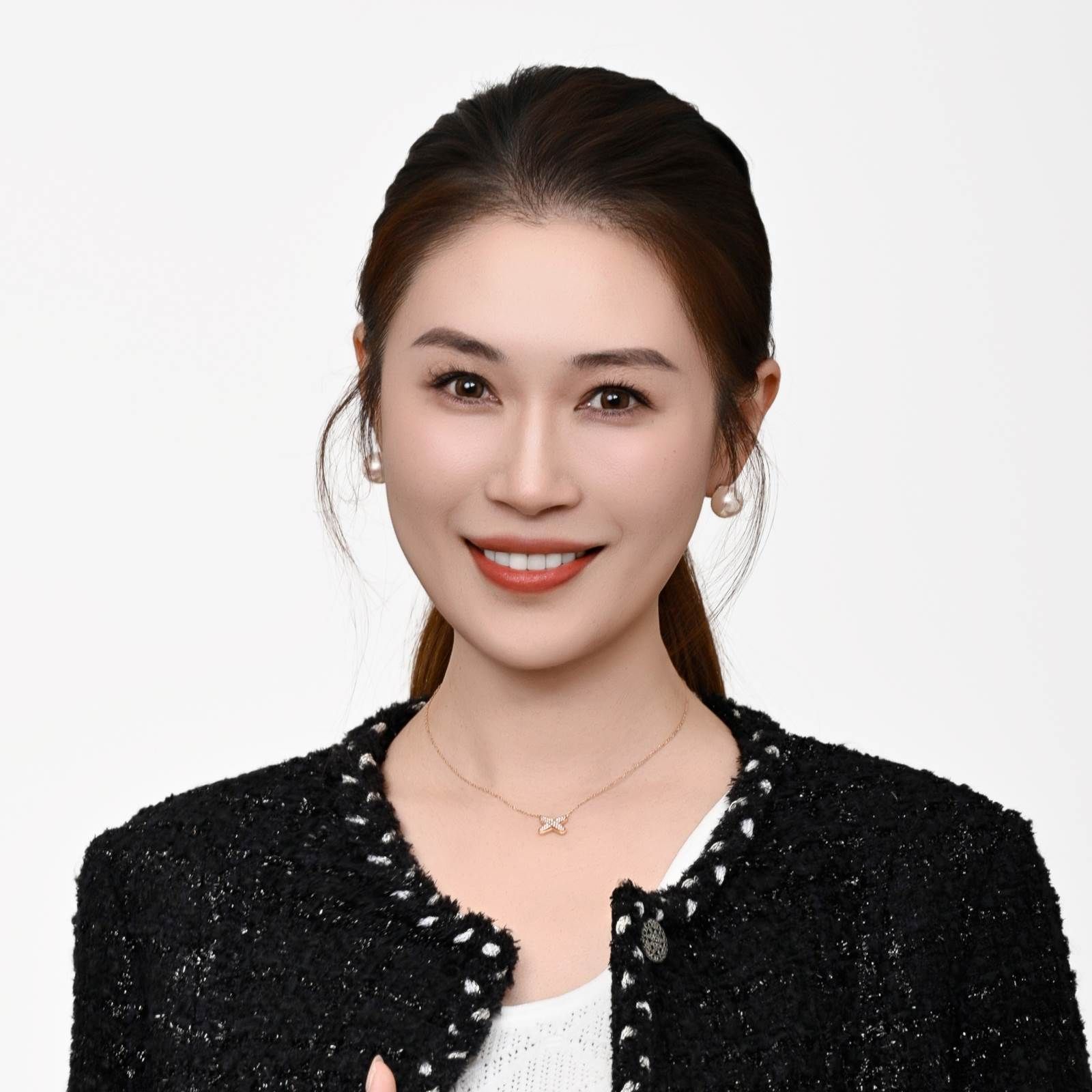 Selina Zheng