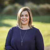 Anna James
