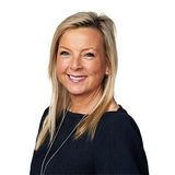 Angela Thomas